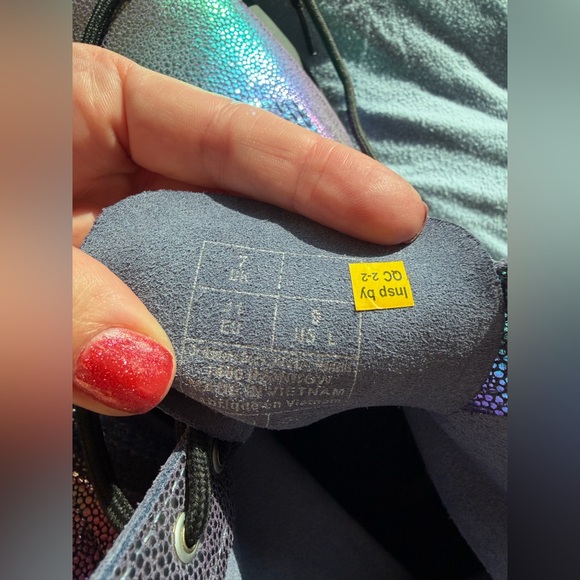 Dr. Martens 1460 Rainbow Ray - Picture 11 of 12